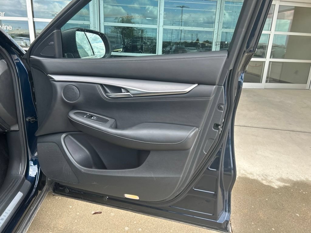 Used 2024 INFINITI QX55 Luxe w/ Cargo Package AWD/4WD image 11