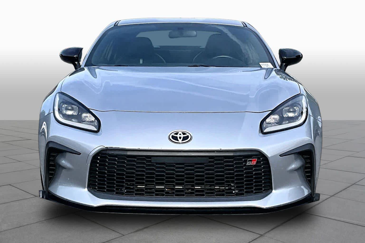 Used 2023 Toyota GR86 Premium RWD image 4