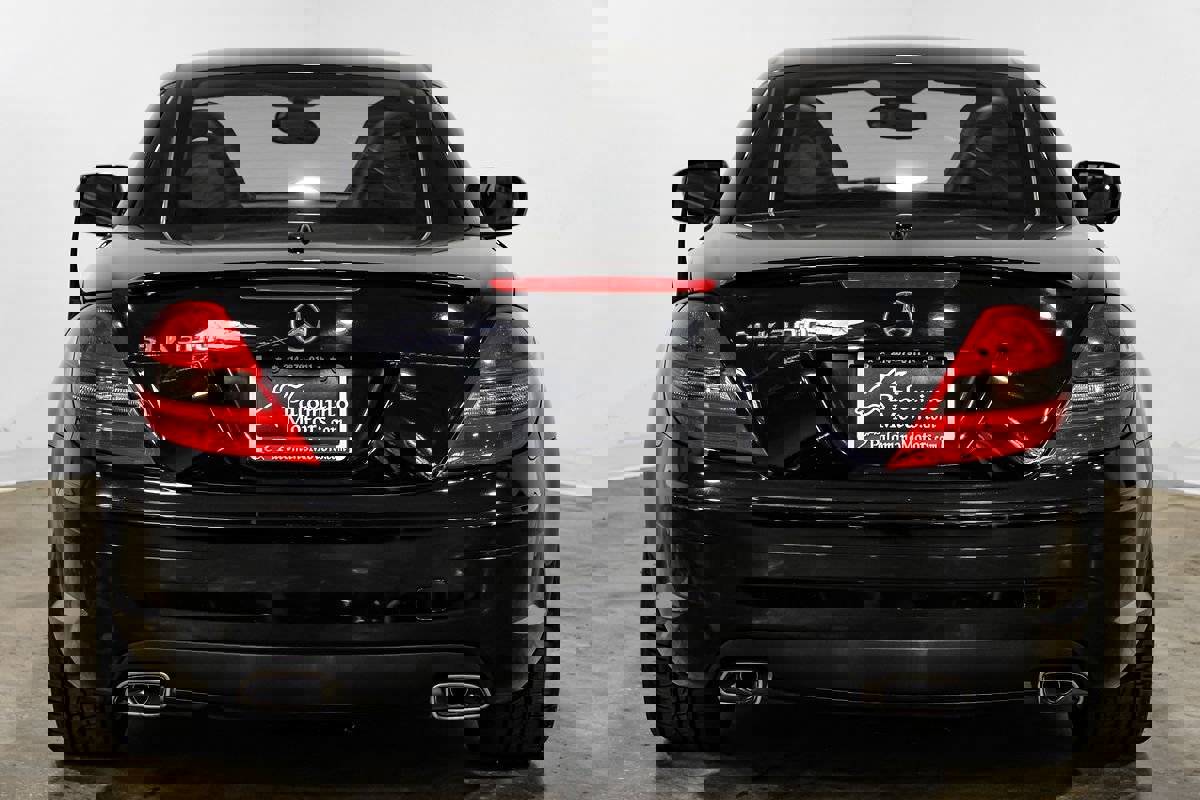 Used 2011 Mercedes-Benz SLK 300 image 13