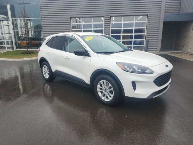 Used 2022 Ford Escape SE w/ Convenience Package image 3