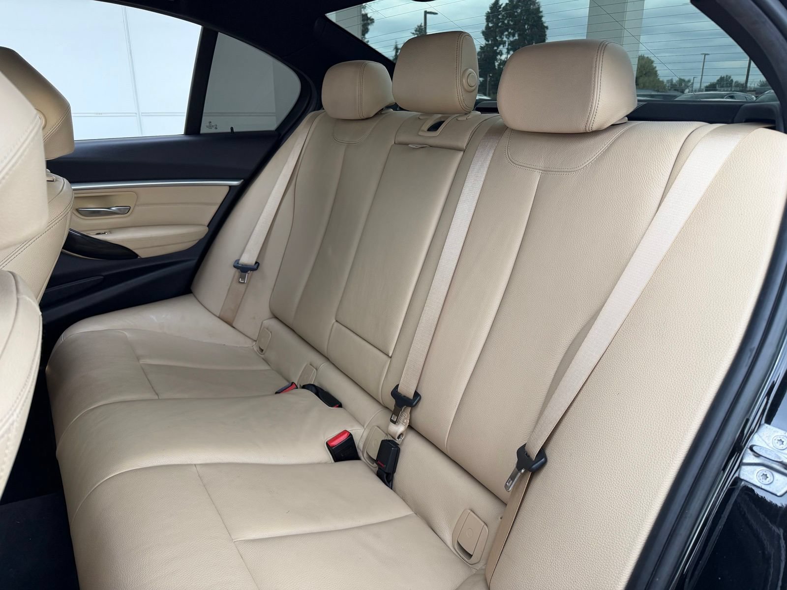 Used 2018 BMW 330i Sedan RWD image 16