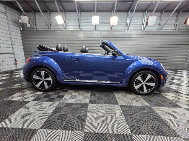 Used 2014 Volkswagen Beetle R-Line FWD image 10
