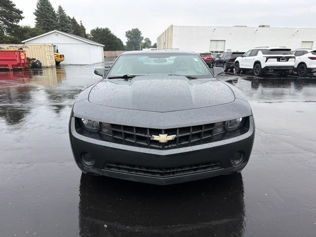 Used 2013 Chevrolet Camaro LS RWD image 3