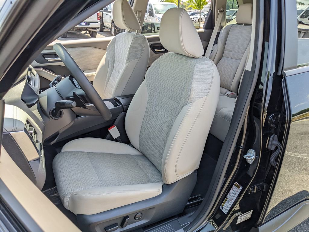 Used 2023 Nissan Rogue SV FWD image 30