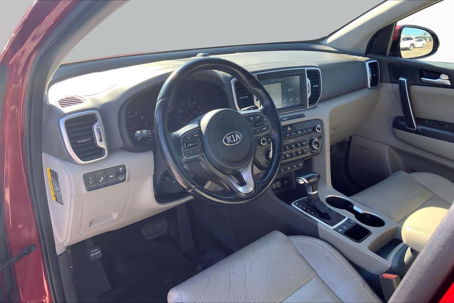 Used 2017 Kia Sportage EX w/ EX Technology Package FWD image 17