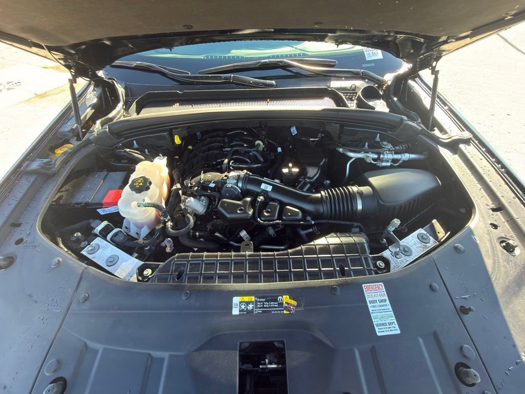 Used 2023 Jeep Grand Cherokee Limited AWD/4WD image 34