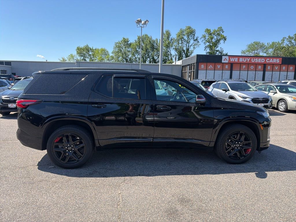 Used 2024 Chevrolet Traverse Premier w/ Redline Edition FWD image 5