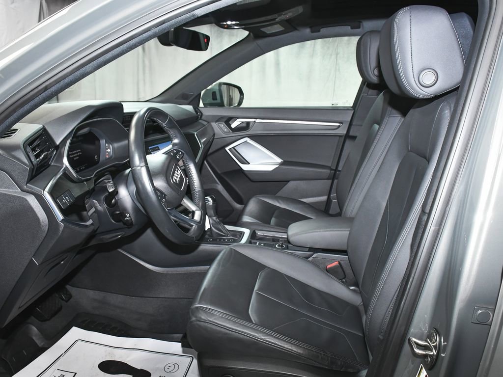 Used 2020 Audi Q3 2.0T Premium Plus w/ Premium Plus Package image 42