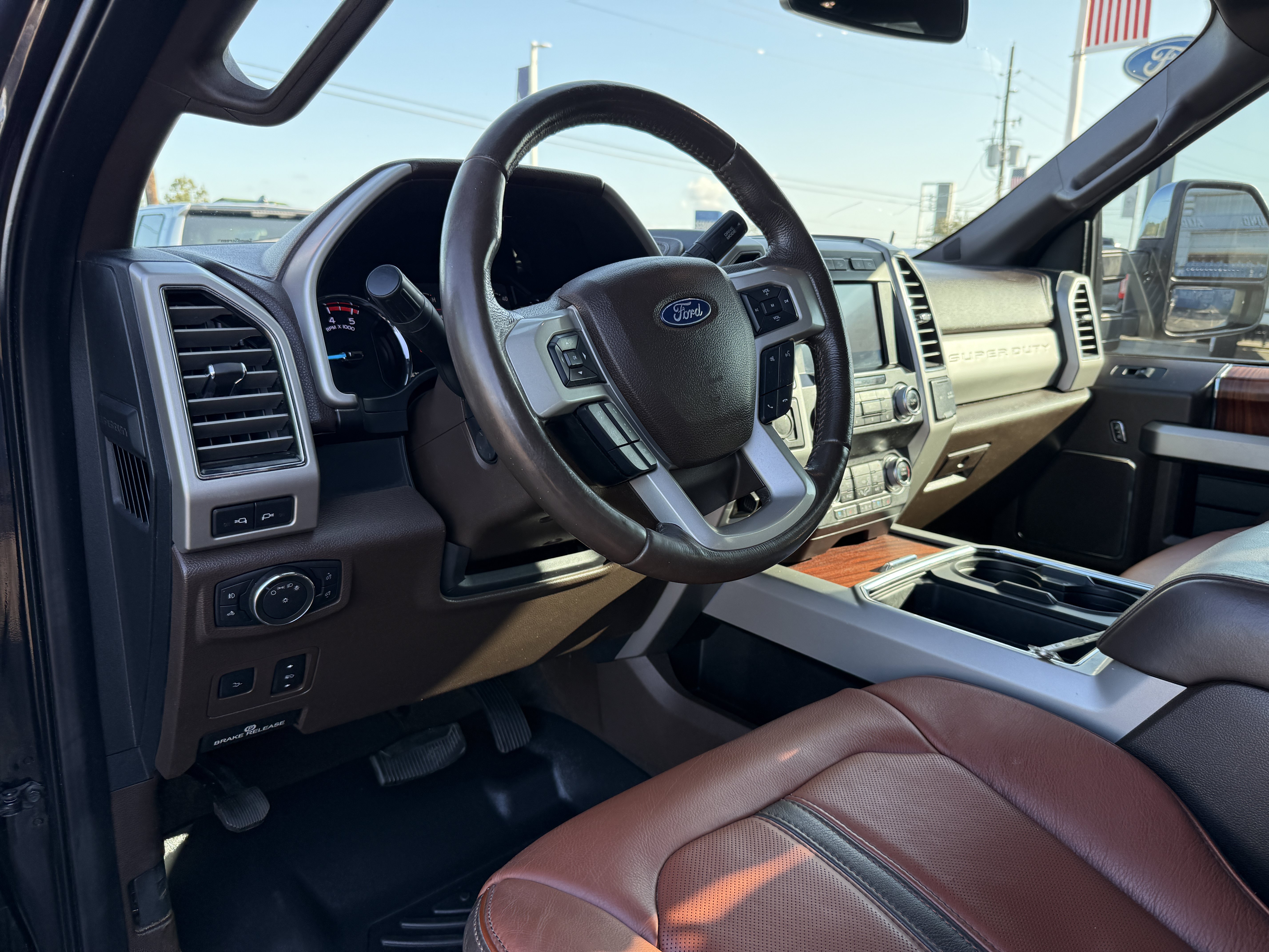 Used 2021 Ford F250 King Ranch w/ King Ranch Ultimate Package AWD/4WD image 14