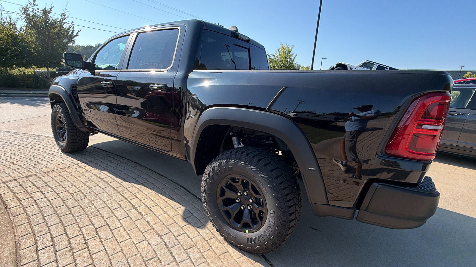 New 2027 RAM 1500 4x4 Crew Cab image 10