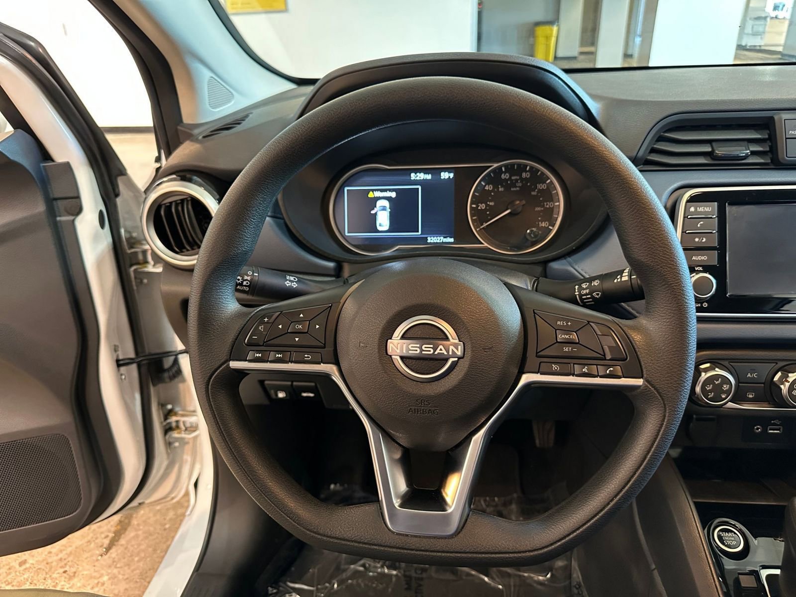 Used 2025 Nissan Versa SV image 27