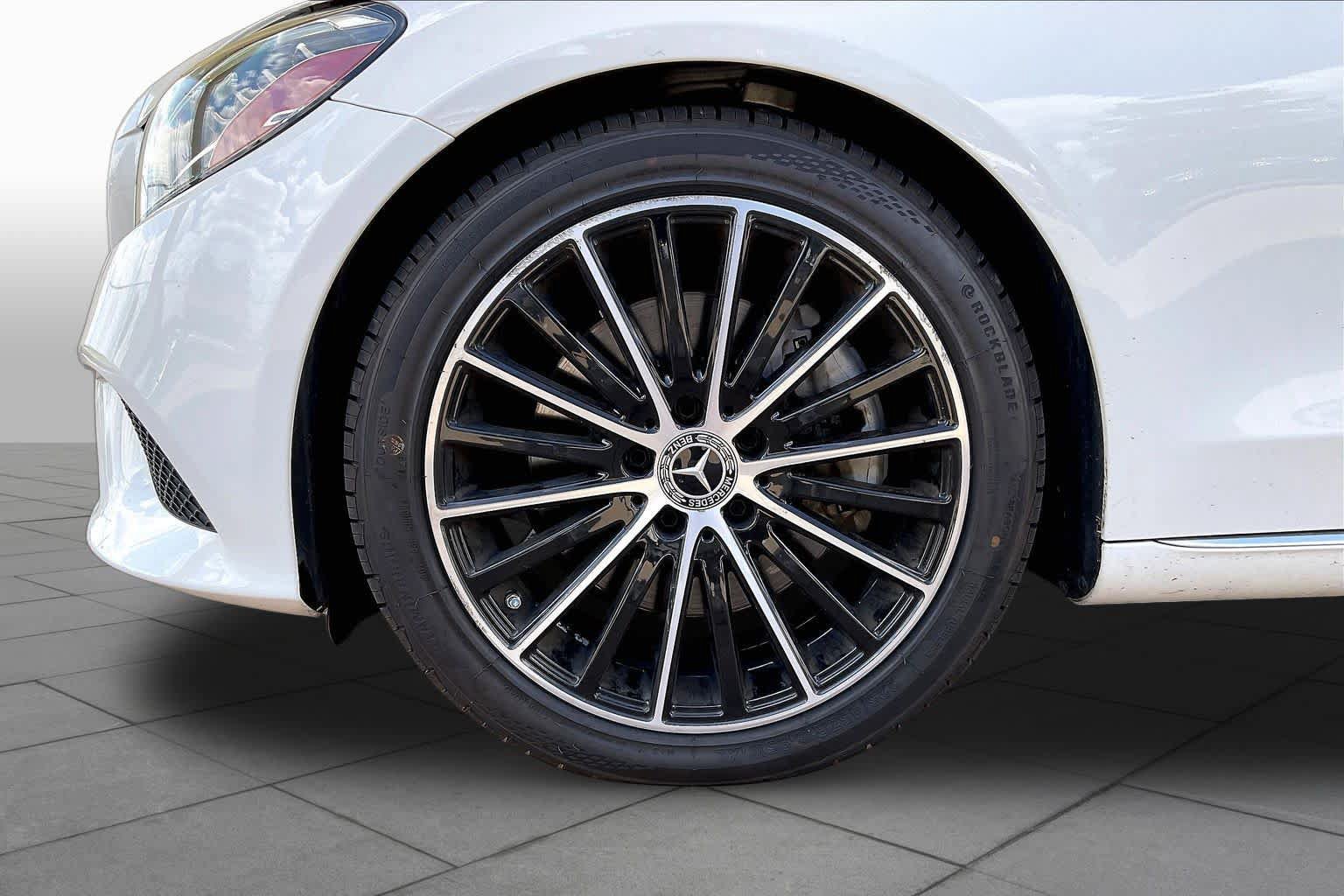 Used 2021 Mercedes-Benz C 300 Sedan image 9