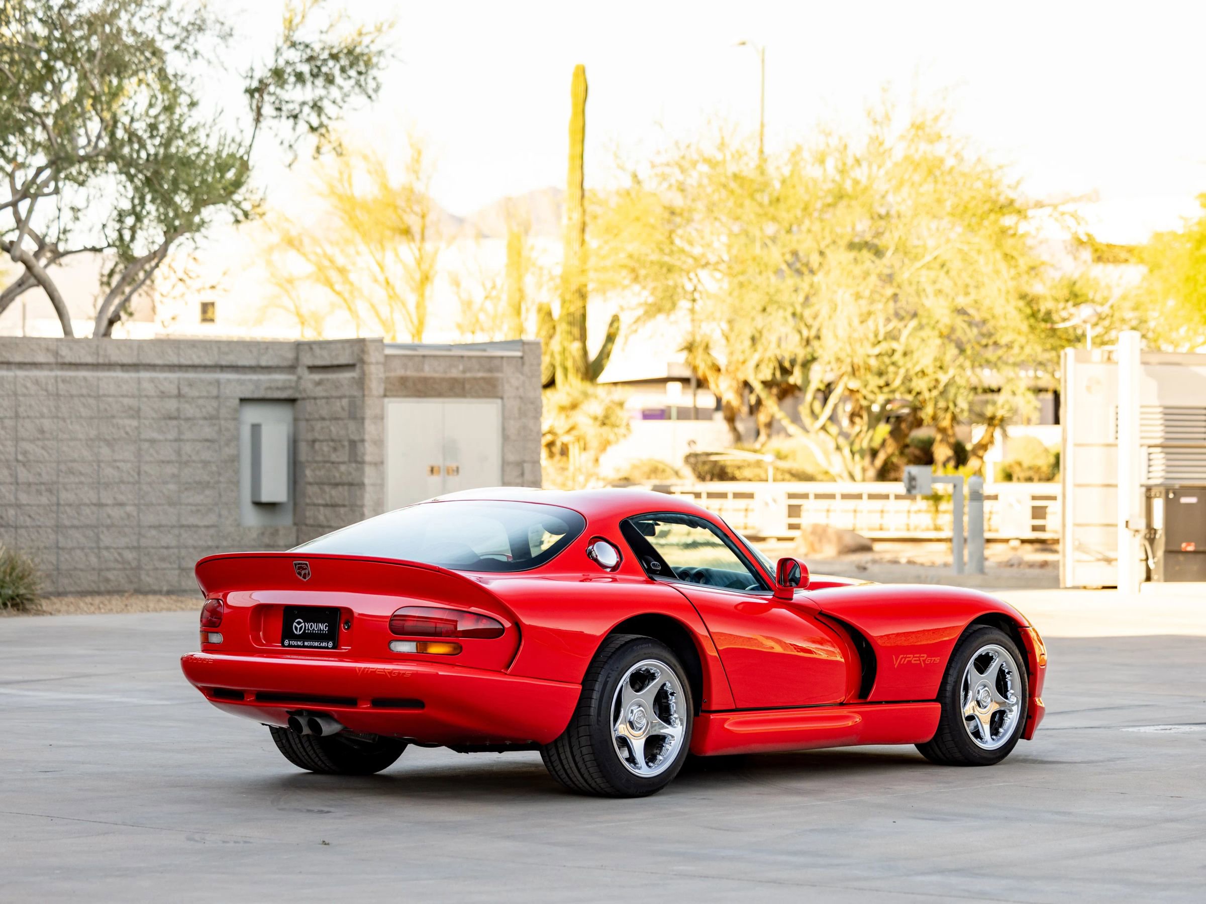 Used 1997 Dodge Viper GTS RWD image 8