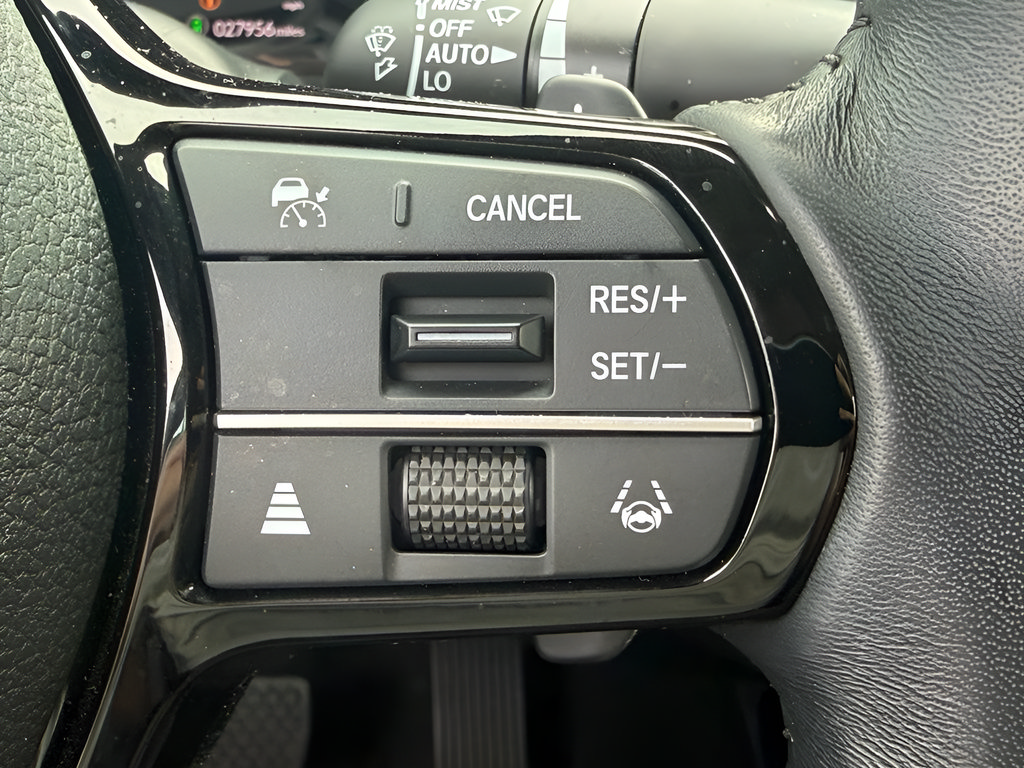 Used 2024 Honda Accord Touring image 17