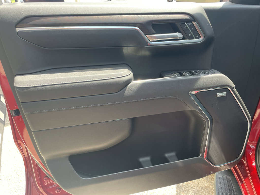 New 2026 GMC Sierra 1500 SLT w/ SLT Premium Package image 11
