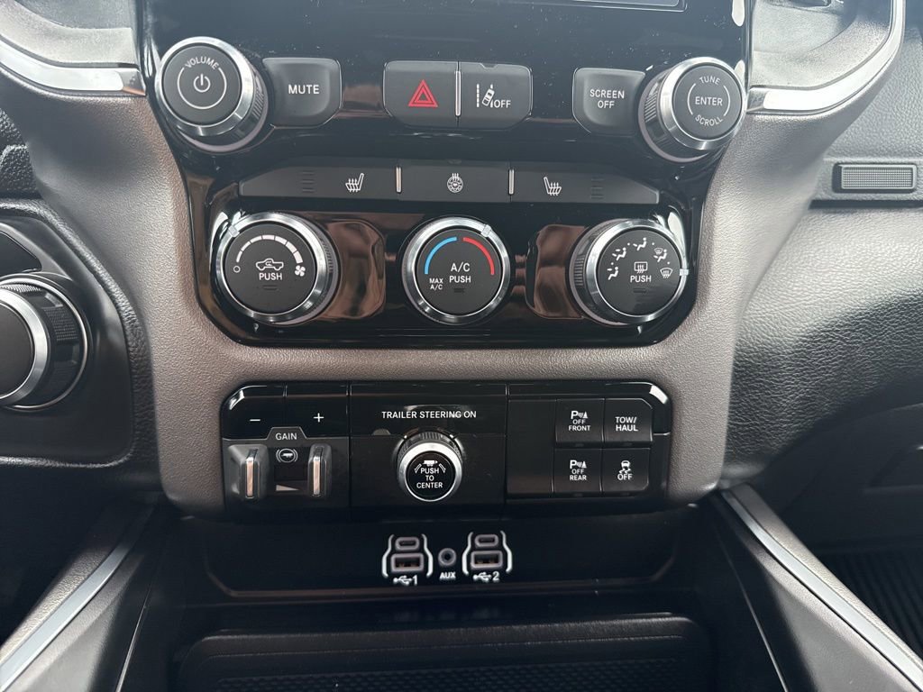 New 2026 RAM 1500 Big Horn w/ Night Edition AWD/4WD image 25