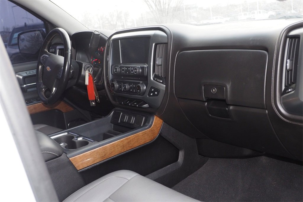 Used 2018 Chevrolet Silverado 1500 LTZ w/ Texas Edition image 21