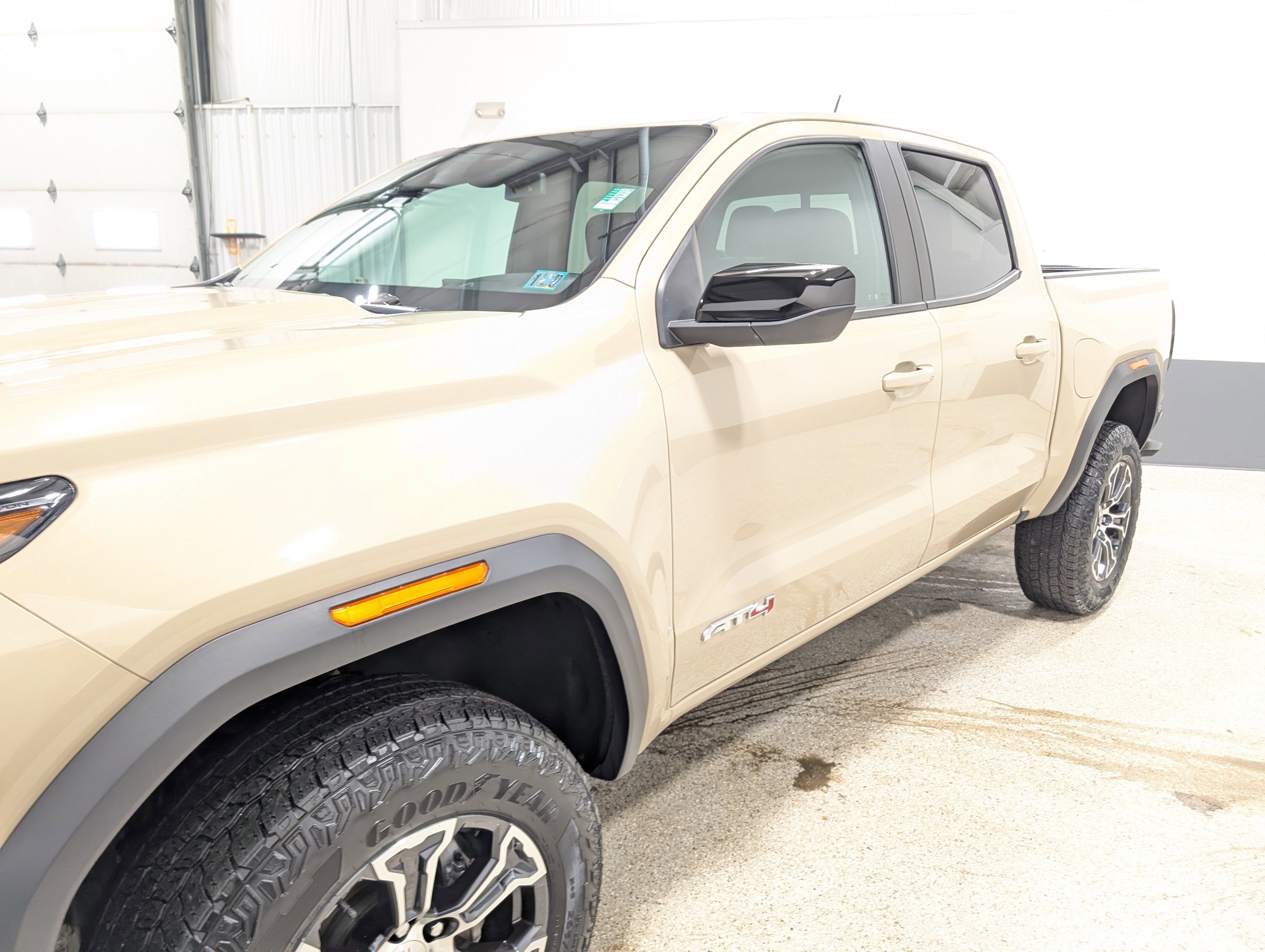 Used 2023 GMC Canyon AT4 w/ AT4 Premium Package image 7