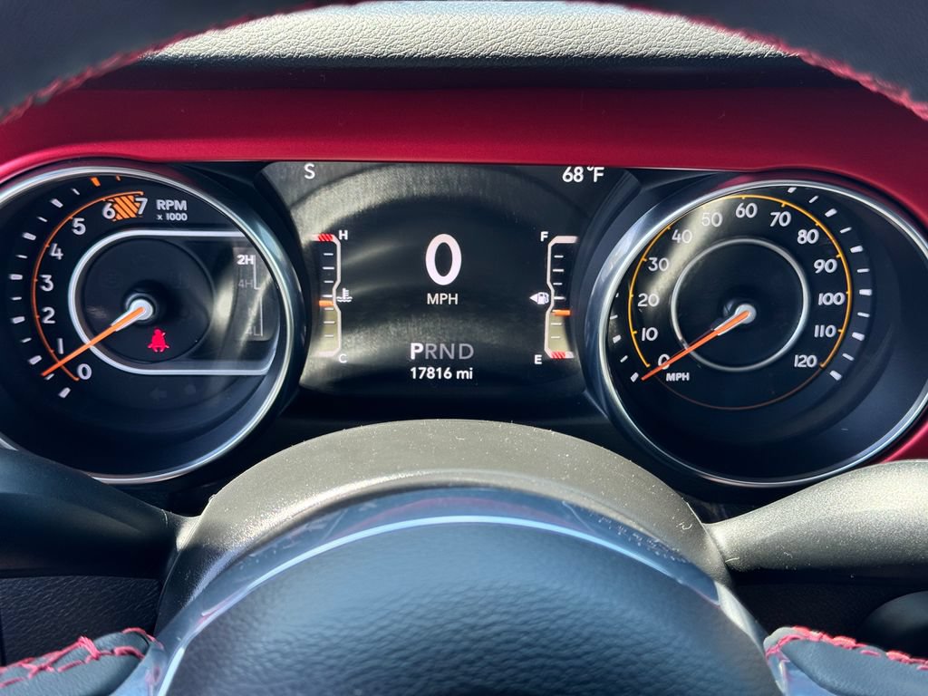 Used 2023 Jeep Wrangler Rubicon AWD/4WD image 20