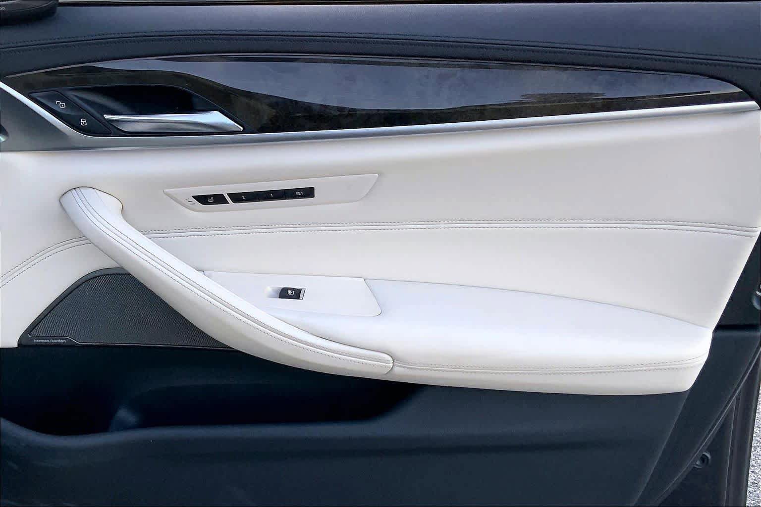Used 2017 BMW 540i image 23