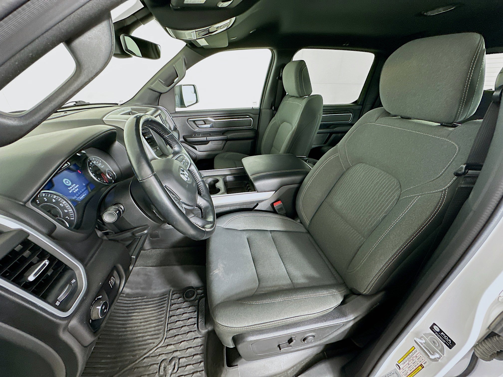 Used 2022 RAM 1500 Big Horn AWD/4WD image 13