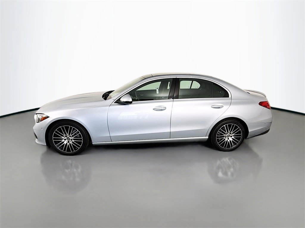 Used 2025 Mercedes-Benz C 300 4MATIC Sedan image 2