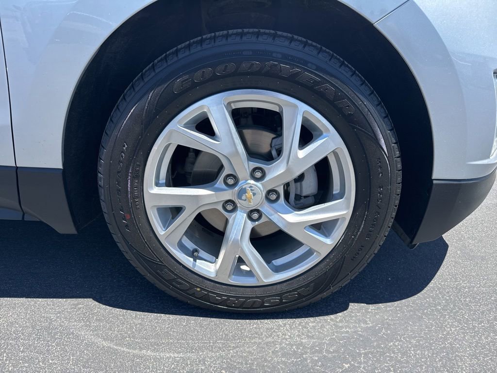Used 2021 Chevrolet Equinox Premier FWD image 3