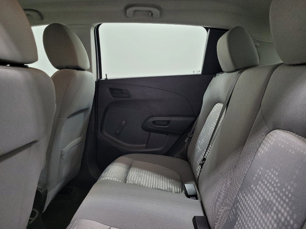 Used 2020 Chevrolet Sonic LT image 18