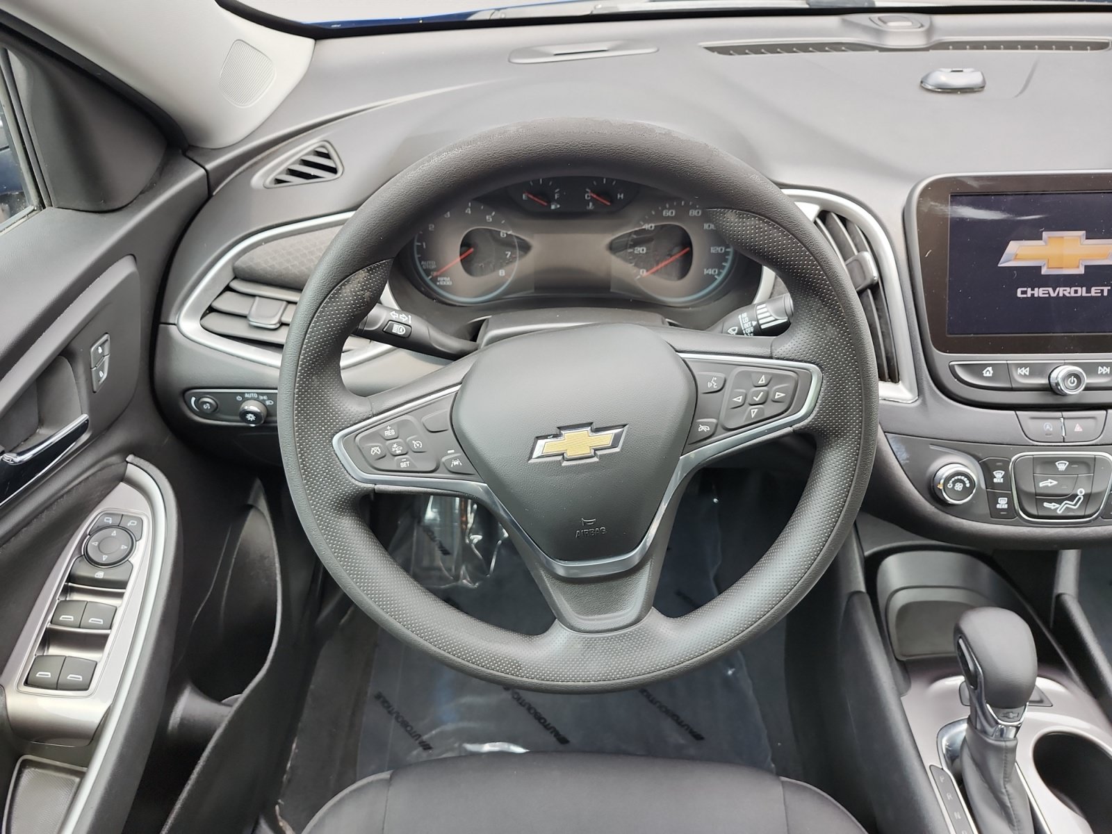 Used 2023 Chevrolet Malibu LS FWD image 12