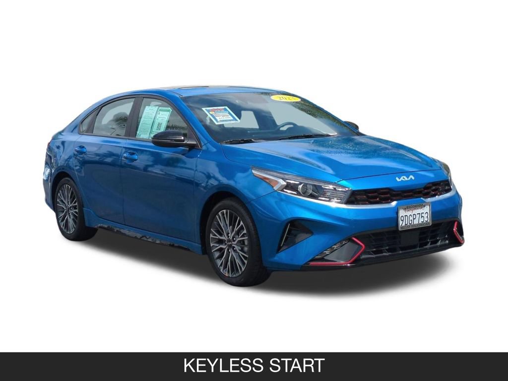 Used 2023 Kia Forte GT-Line w/ GT-Line Premium Package FWD image 2
