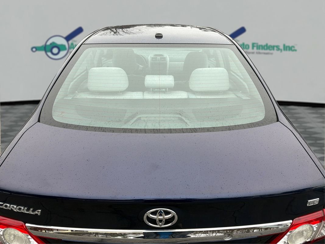 Used 2012 Toyota Corolla LE image 29