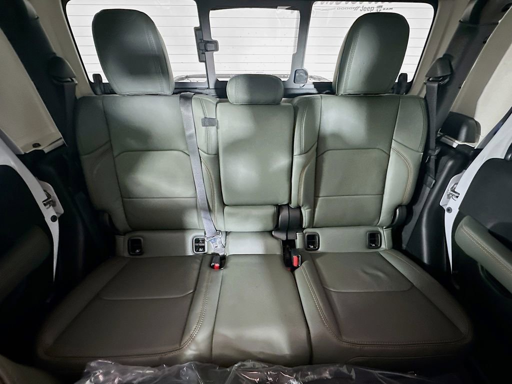 New 2026 Jeep Gladiator Mojave w/ Technology Group image 10