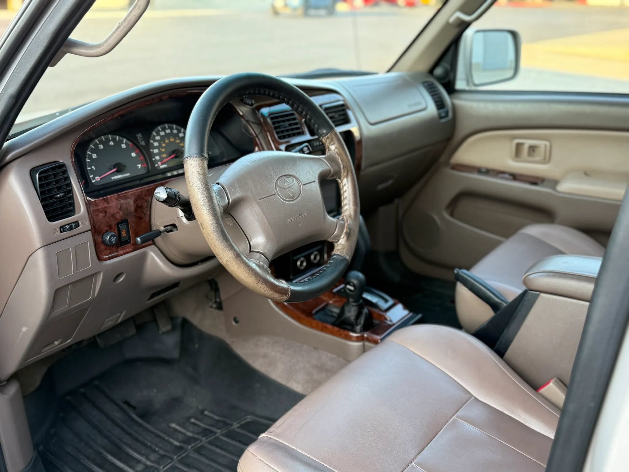 Used 1999 Toyota 4Runner Limited AWD/4WD image 24