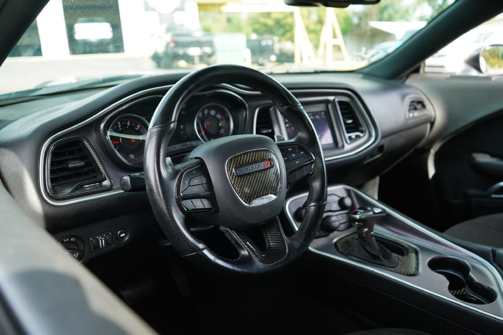 Used 2019 Dodge Challenger GT AWD/4WD image 6