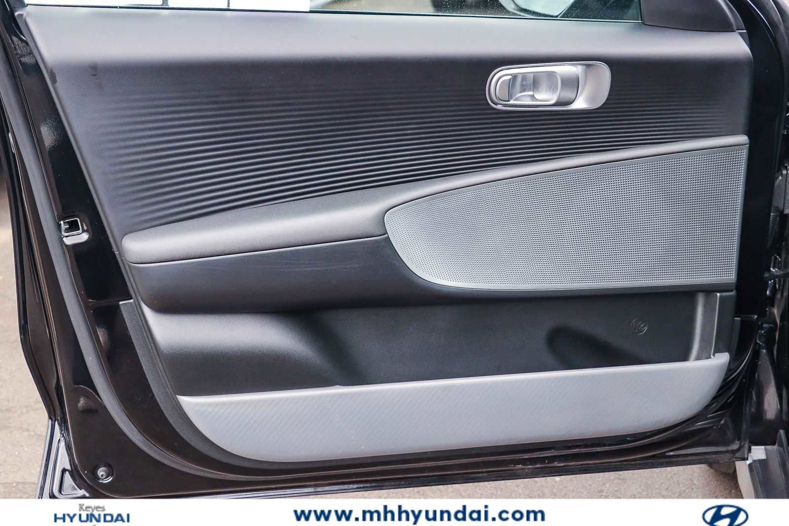 Used 2024 Hyundai Ioniq 6 Limited RWD image 20