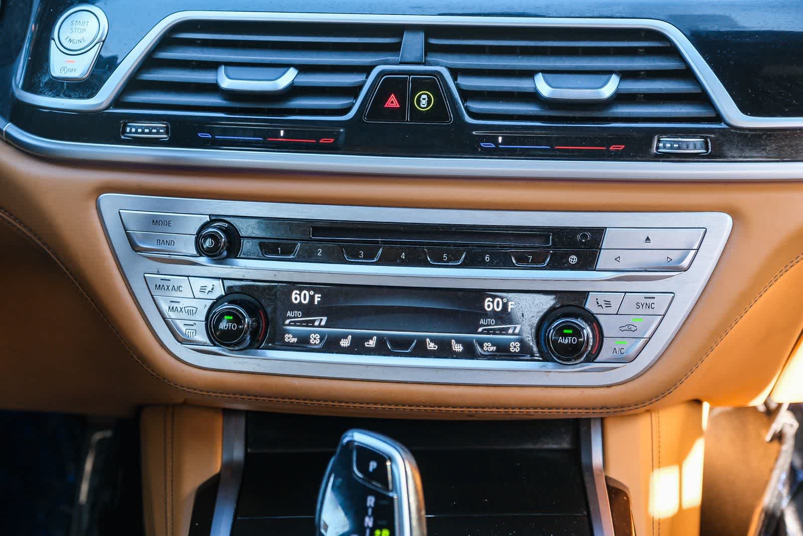 Used 2018 BMW 750i xDrive AWD/4WD image 16