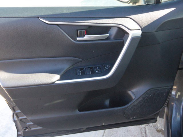 Used 2024 Toyota RAV4 XLE image 12