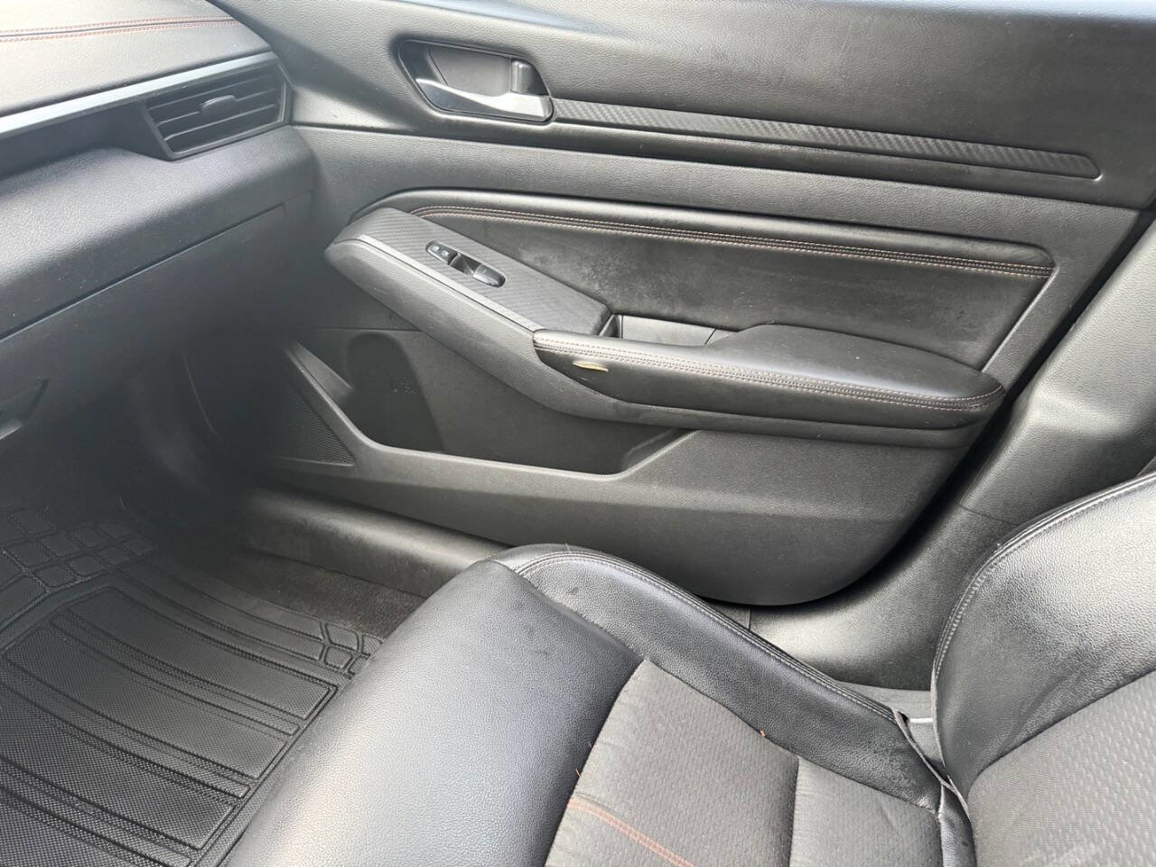 Used 2019 Nissan Altima 2.5 SR image 18