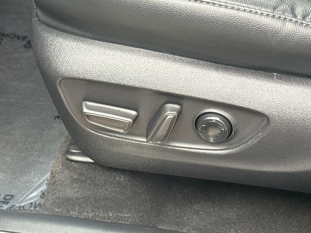 Used 2024 Toyota Grand Highlander Limited image 51