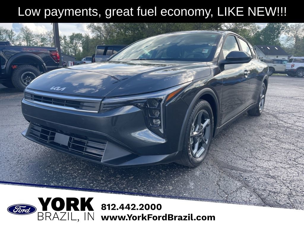 Used 2025 Kia K4 FWD image 1