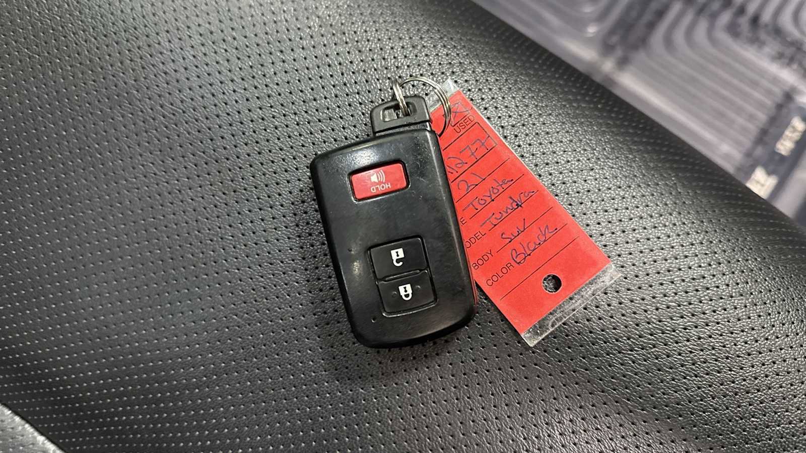 Certified 2021 Toyota Tundra Platinum image 32