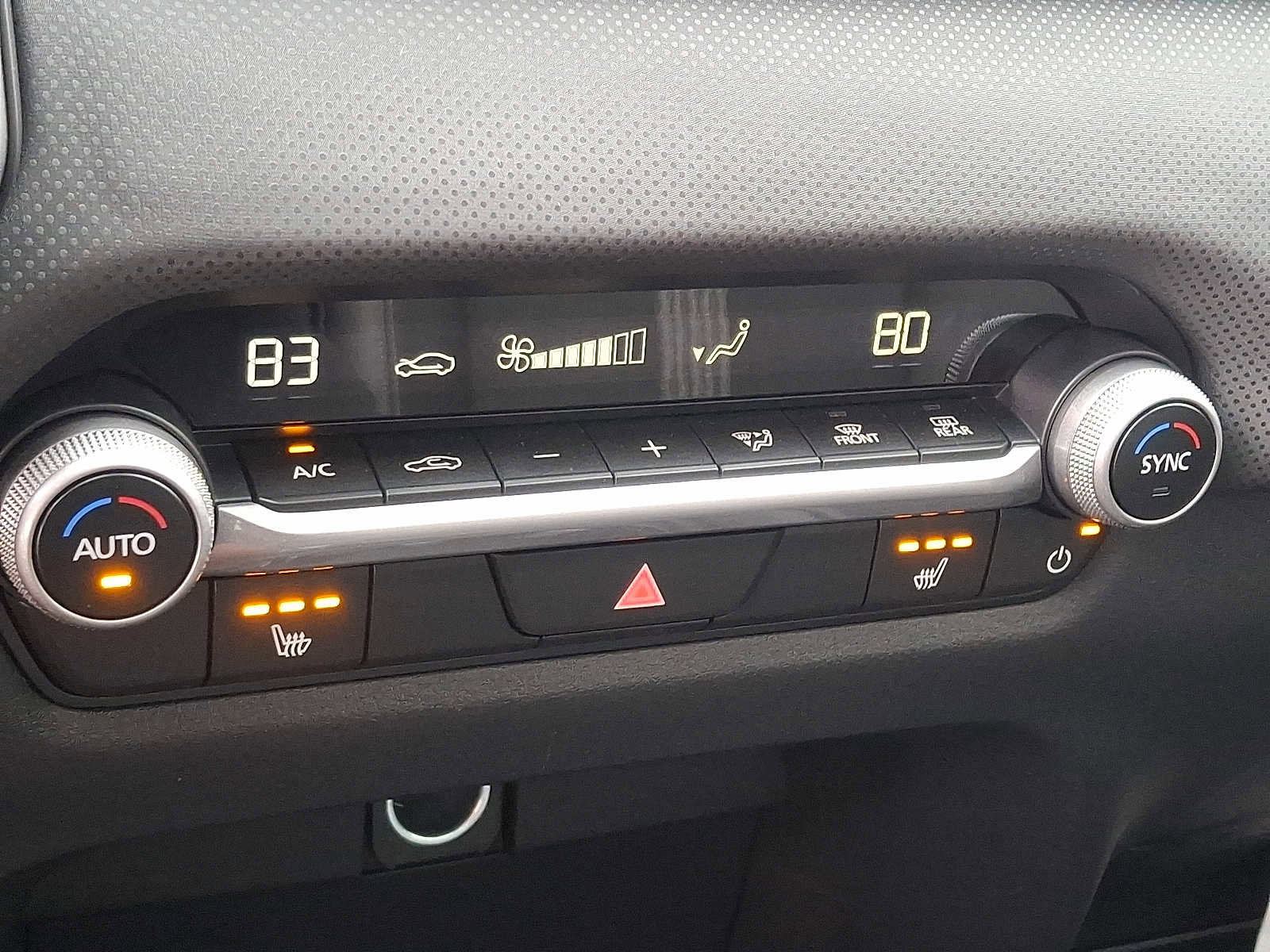 Used 2025 MAZDA CX-50 AWD 2.5 S w/ Weather Package image 16