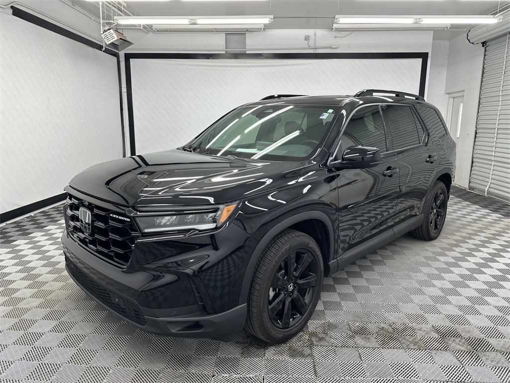 Used 2025 Honda Pilot Black Edition