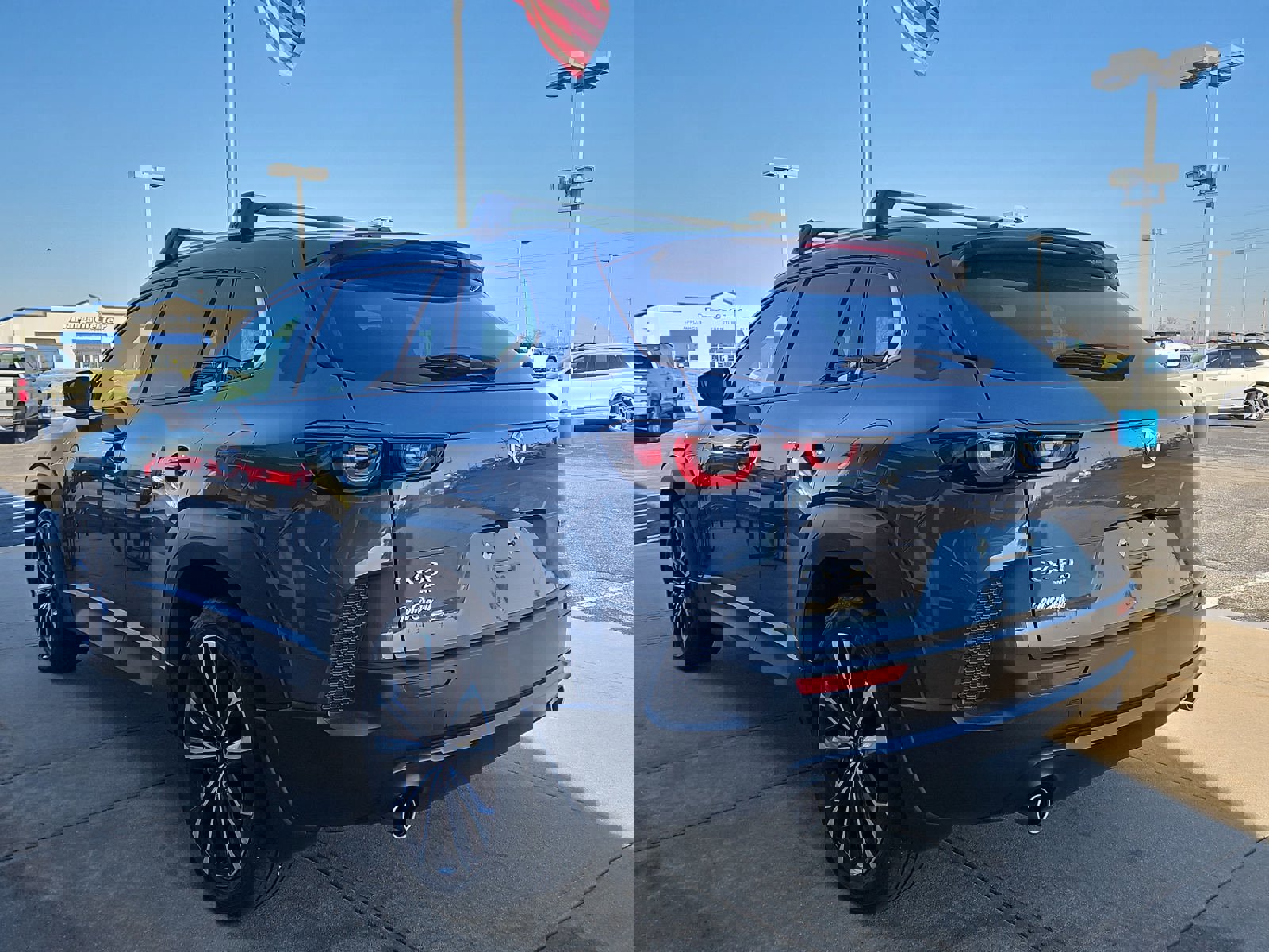 Used 2025 MAZDA CX-50 AWD 2.5 S w/ Cargo Package image 3