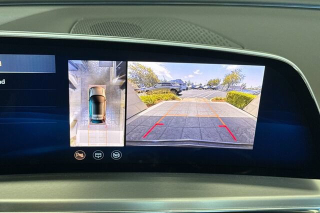 Certified 2024 Cadillac Lyriq Sport AWD/4WD image 19