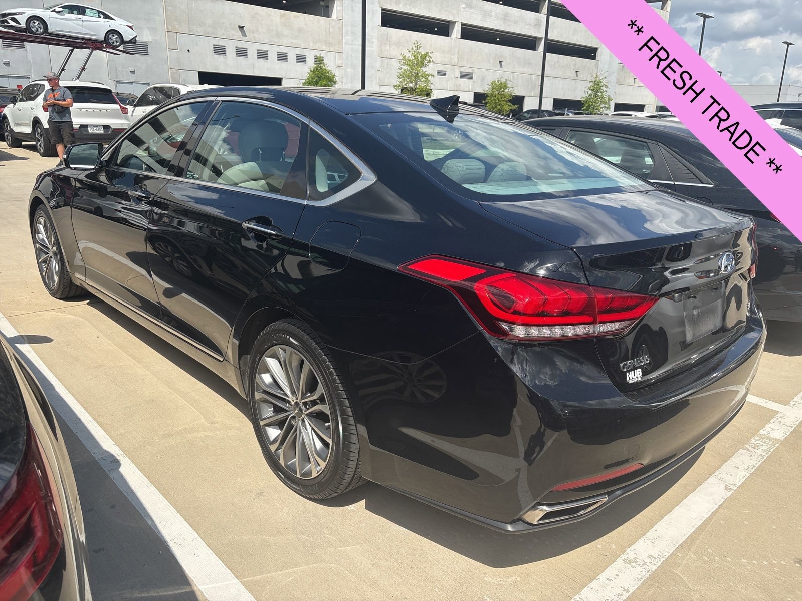 Used 2015 Hyundai Genesis 3.8 image 5