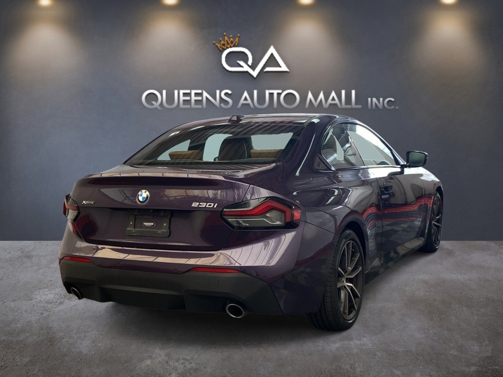 Used 2023 BMW 230i xDrive Coupe w/ Premium Package AWD/4WD image 6