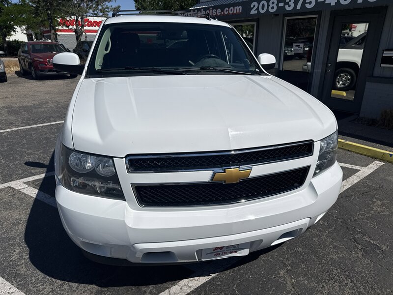 Used 2012 Chevrolet Avalanche LS w/ Convenience Package AWD/4WD image 12