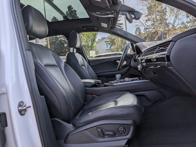 Used 2018 Audi Q7 3.0T Prestige AWD/4WD image 23