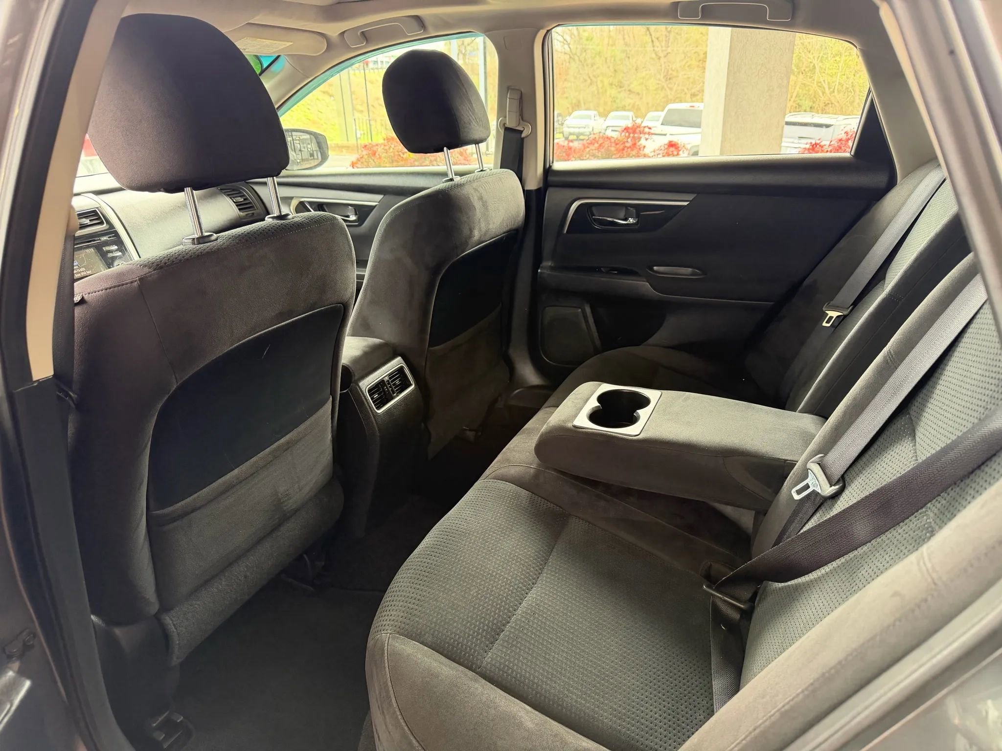 Used 2014 Nissan Altima 2.5 SV w/ Convenience Package image 22